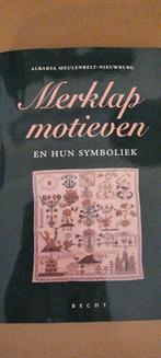 Merkklap Motieven en Hun Symboliek - Becht, Ophalen of Verzenden, Gelezen, Borduren en Naaien, Albarta Meulenbelt-Nieuwburg