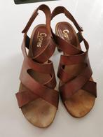 Dames schoenen maat 38, Bruin, Cypres, Ophalen of Verzenden, Zo goed als nieuw