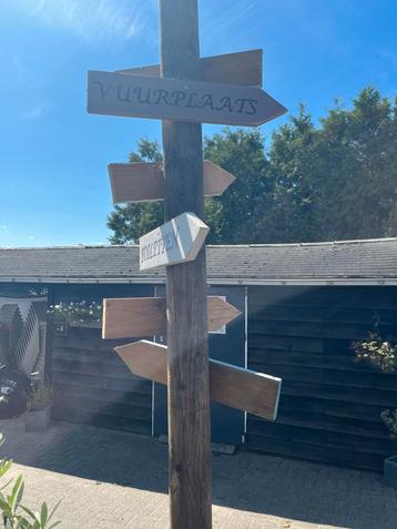 Wegwijsborden - Bruiloft Decoratie beschikbaar voor biedingen