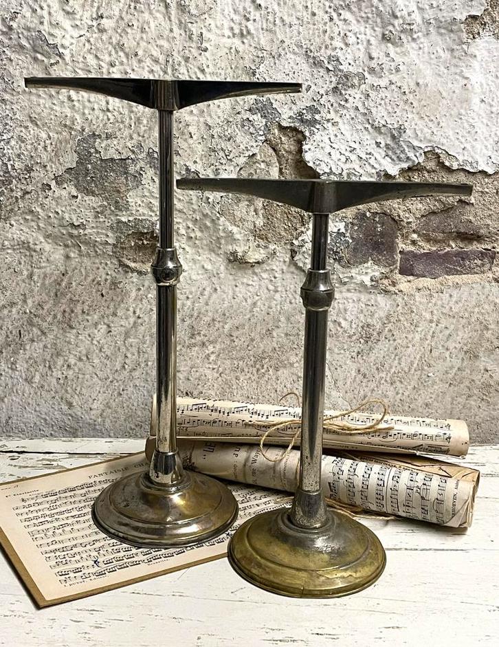 Brocante oude Franse Siegel Paris winkel standaards, Antiek en Kunst, Curiosa en Brocante, Verzenden