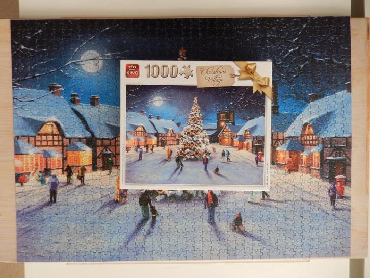 * King kerst dorp / Christmas village puzzel 1000 stukjes *, Hobby en Vrije tijd, Denksport en Puzzels, Zo goed als nieuw, Legpuzzel
