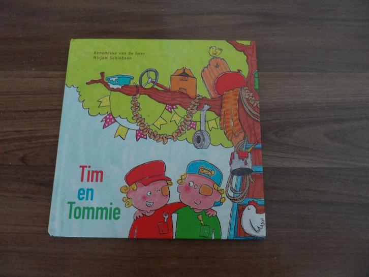 Tim en Tommie- Annemieke van de Geer, Boeken, Kinderboeken | Kleuters, Gelezen, Fictie algemeen, Voorleesboek, Ophalen of Verzenden