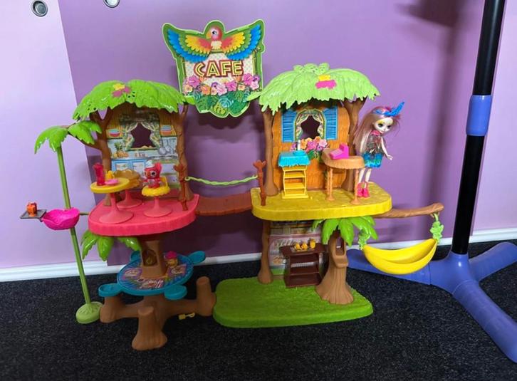 Enchantimals, Kinderen en Baby's, Speelgoed | Poppenhuizen, Zo goed als nieuw, Poppenhuis, Ophalen of Verzenden