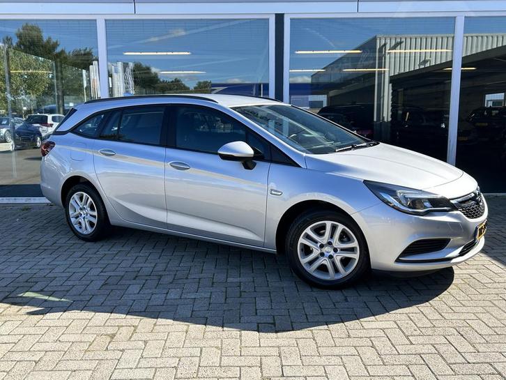 Opel Astra Sports Tourer 1.0 Online Edition 50% deal 3.975,-, Auto's, Opel, Bedrijf, Te koop, Astra, ABS, Airbags, Airconditioning