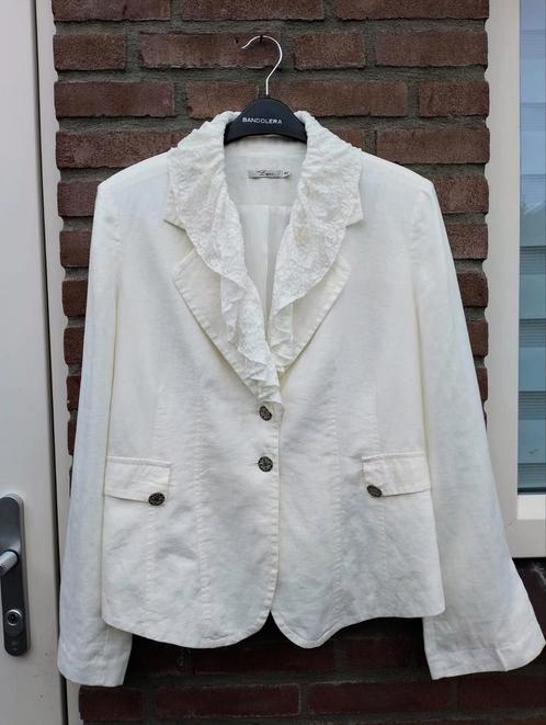 Aparte model mooi jasje van La Ligna, 42 wit, Kleding | Dames, Jasjes, Kostuums en Pakken, Zo goed als nieuw, Jasje, Maat 42/44 (L)