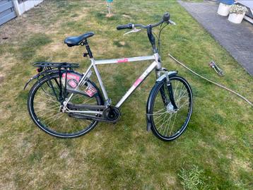2 fietsen beschikbaar voor biedingen