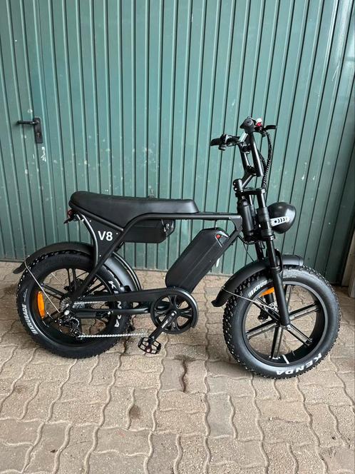 Fatbike v8 dubbele accu nieuw hydraulische remmen alarm, Fietsen en Brommers, Fietsen | Cruisers en Lowriders, Nieuw, Ophalen