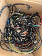 Doos Accukabels, Verschillende diktes., Doe-het-zelf en Verbouw, Elektra en Kabels, Ophalen of Verzenden, Gebruikt, Kabel of Snoer