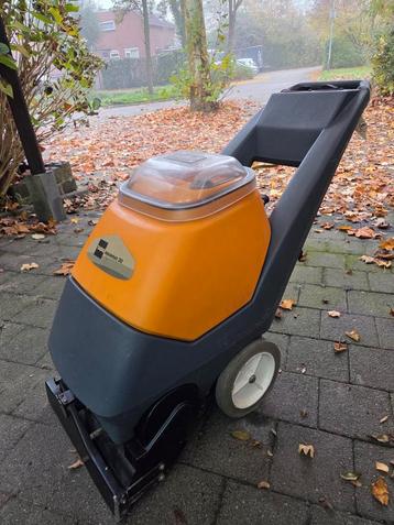 Taski Aquamat 30 Tapijtreiniger beschikbaar voor biedingen
