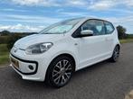 Volkswagen Up! High Up 1.0 44KW 2013 Wit 158.000km, Auto's, Volkswagen, 840 kg, 4 stoelen, Wit, 24 km/l