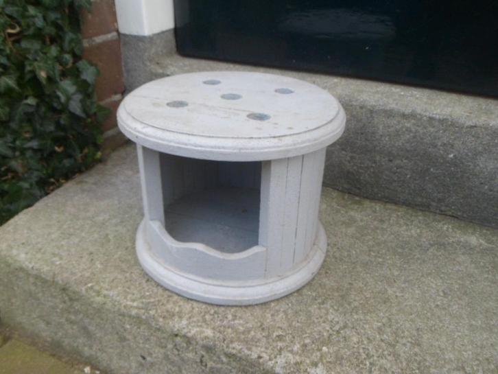 Kruk VOETENSTOOF STOOF hout grijs stoofje krukje tafeltje, Huis en Inrichting, Krukjes, Gebruikt, Hout, Ophalen of Verzenden