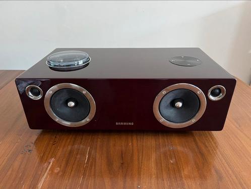 Samsung DA-E750 Wireless Audio Dock with Valve Amplifier, Audio, Tv en Foto, Luidsprekers, Zo goed als nieuw, Front, Rear of Stereo speakers