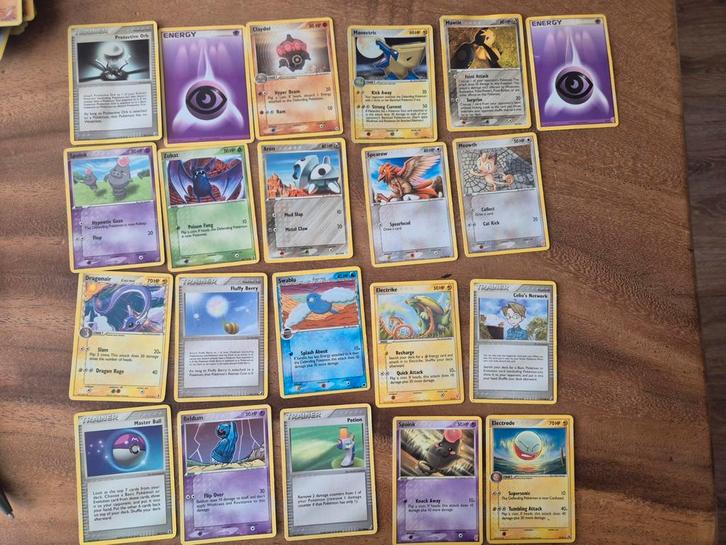 Pokémon kaarten 2004–2006 – met 1 holo rare (Manectric), Hobby en Vrije tijd, Verzamelkaartspellen | Pokémon, Gebruikt, Ophalen of Verzenden