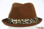 Gleufhoed Dames trilby Hawkins bruin 57 nieuw, Kleding | Dames, Hoeden en Petten, Nieuw, 56 of 57 cm (M, 7 of 7⅛ inch), Ophalen of Verzenden