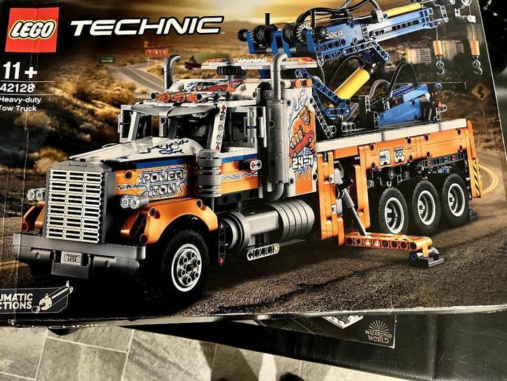 Lego 45128 heavy-duty Tow truck - in verzegelde doos, Kinderen en Baby's, Speelgoed | Duplo en Lego, Zo goed als nieuw, Lego, Complete set