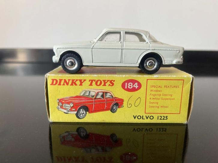 Dinky Toys #184 Volvo 122S (Witte uitvoering), Hobby en Vrije tijd, Modelauto's | 1:43, Zo goed als nieuw, Auto, Dinky Toys, Ophalen of Verzenden