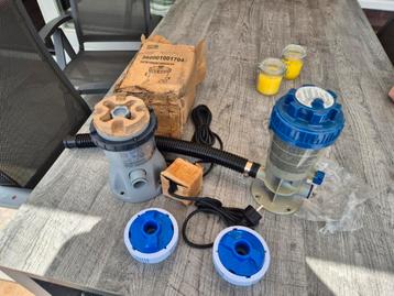 bestway flowclear zwembad pomp + chloor dispenser beschikbaar voor biedingen
