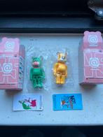 Bearbrick series 45 - The Flinstones Hoppy en Baby Puss, Verzamelen, Ophalen of Verzenden, Nieuw