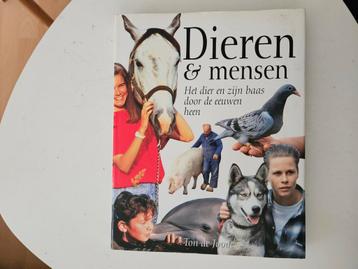 T. de Joode - Dieren en mensen beschikbaar voor biedingen
