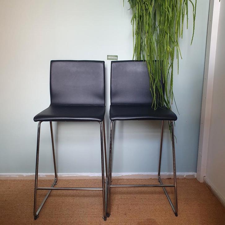 Barkrukken | Zwart | Ikea Volfgang | Set van 2, Huis en Inrichting, Barkrukken, Gebruikt, 90 cm of meer, Leer, Metaal, 2 krukken