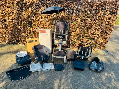 Stokke Xplory zwarte kinderwagen met toebehoren en Maxicosi, Kinderen en Baby's, Kinderwagens en Combinaties, Zo goed als nieuw