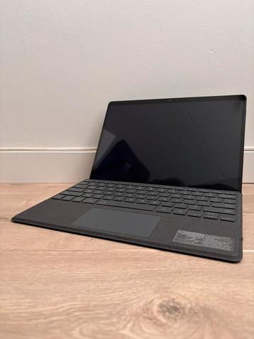 Microsoft Surface Pro X | SQ1 | 8GB RAM | 128GB SSD | W11 beschikbaar voor biedingen