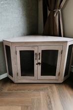 Bench driehoekig, Dieren en Toebehoren, Ophalen, Zo goed als nieuw, 75 tot 110 cm, 65 tot 100 cm