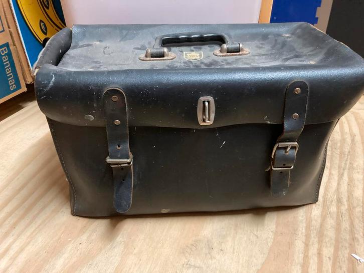 Vintage lederen gereedschapskoffer, Doe-het-zelf en Verbouw, Gereedschap | Handgereedschap, Gebruikt, Ophalen of Verzenden
