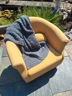 GRATIS!!!!!! FAUTEUIL OKERGEEL FLUWEEL, Huis en Inrichting, Fauteuils, Ophalen, Gebruikt, 75 tot 100 cm, 50 tot 75 cm