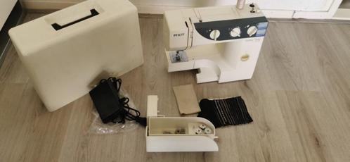 Naaimachine PFAFF hobby 1042 werkt goed, Hobby en Vrije tijd, Naaimachines en Toebehoren, Zo goed als nieuw, Naaimachine, Pfaff