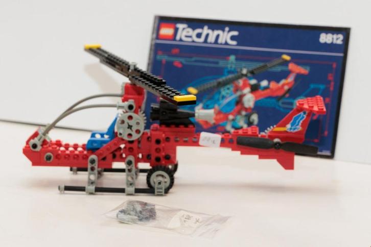 LEGO 8812 -1 Technic: Model: Airport: Aero Hawk II, Kinderen en Baby's, Speelgoed | Duplo en Lego, Gebruikt, Lego, Complete set