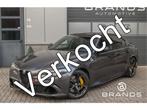 Alfa Romeo Giulia 2.9 V6 Quadrifoglio 510PK AUT Dealer onder, Auto's, Alfa Romeo, Automaat, Achterwielaandrijving, Gebruikt, Met garantie (alle)