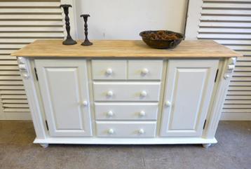 Prachtig wit landelijke ladekast dressoir beschikbaar voor biedingen