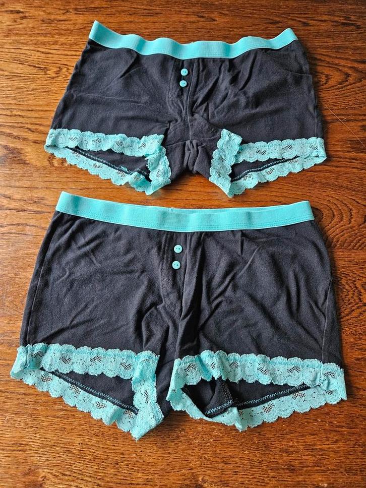 Twee Nieuwe Ongedragen Dames Hipster Broekjes "Bonprix", Kleding | Dames, Ondergoed en Lingerie, Broekje of Short, Zwart, Ophalen of Verzenden