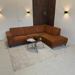 Gratis bezorging - cognac hoekbank - professioneel gereinigd, Huis en Inrichting, Banken | Bankstellen, 250 tot 300 cm, Hoekbank