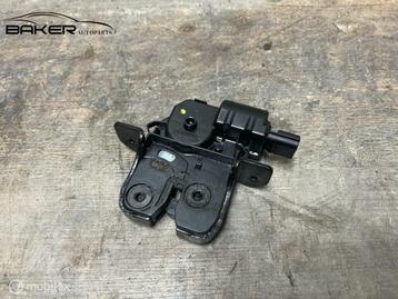 Achterklepslot Renault Twingo III 1.0  ('14-'19) 905031335R beschikbaar voor biedingen
