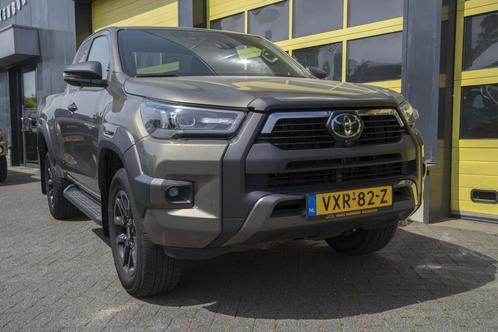 Toyota HiLux 2.8 D-4D Xtra Cab Invincible, Auto's, Toyota, Bedrijf, Te koop, Hilux, 4x4, ABS, Achteruitrijcamera, Adaptive Cruise Control