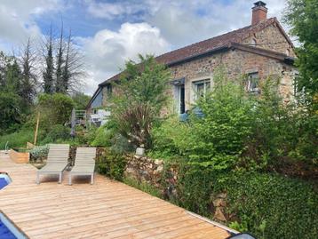 Vakantiehuis met privé-zwembad in de Bourgogne beschikbaar voor biedingen