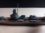 Japanse wo2 kruiser met hulpvliegtuig, Hobby en Vrije tijd, Modelbouw | Boten en Schepen, Ophalen of Verzenden, Zo goed als nieuw