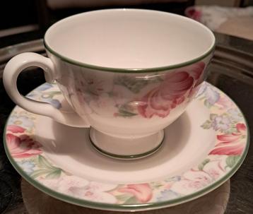 Royal Albert Fonteyn kop en schotel  beschikbaar voor biedingen