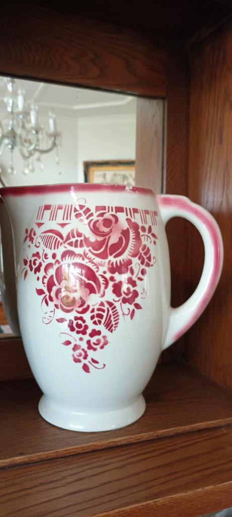 Antieke Franse kan met rood bloemmotief, Antiek en Kunst, Antiek | Servies los, Ophalen of Verzenden