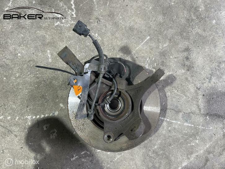 Fusee rechtsvoor Hyundai i20 I 1.2i i-Motion ('08-'14), Auto-onderdelen, Ophanging en Onderstel, Hyundai, Gebruikt, Ophalen of Verzenden