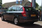 KIA Cee D 1.4 CVVT *X-ecutive* | Trekhaak | Climate Control, Euro 5, Stof, Gebruikt, Zwart