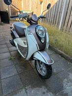 Mio 50 snor, Fietsen en Brommers, Snorfietsen en Snorscooters, Piaggio, Ophalen of Verzenden, Zo goed als nieuw, Benzine