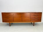 Vintage dressoir uniek!, Huis en Inrichting, Kasten | Dressoirs, Verzenden, Zo goed als nieuw, 25 tot 50 cm, 150 tot 200 cm