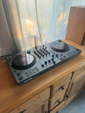 Pioneer DDJ-FLX6 DJ Controller + Pioneer DM-40BT speakers beschikbaar voor biedingen