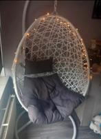 Ei hang stoel, Ophalen