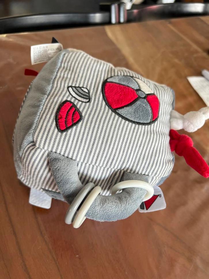 Nijntje Activiteiten Kubus Baby Speelgoed dick bruna, Kinderen en Baby's, Speelgoed | Babyspeelgoed, Zo goed als nieuw, Overige typen