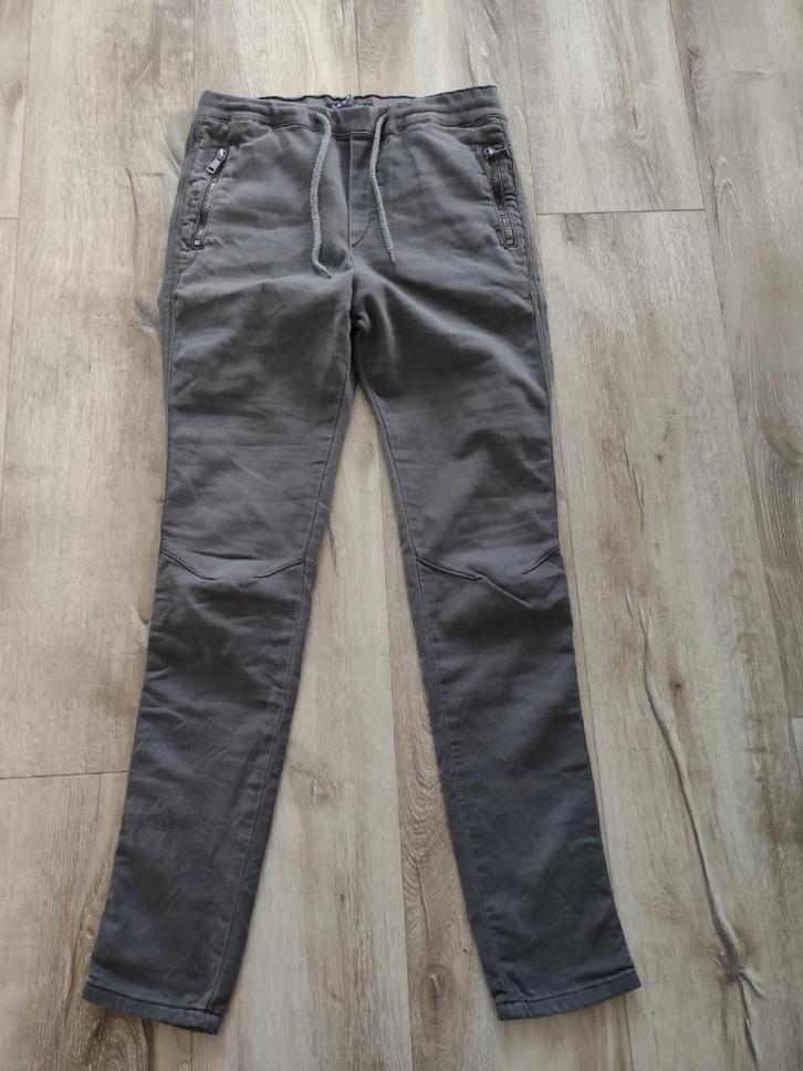 Prachtige grijs groene stretch broek met elastiek Lexxury, S, Kleding | Dames, Broeken en Pantalons, Zo goed als nieuw, Maat 36 (S)
