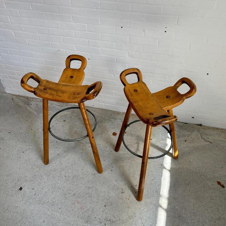 Marbella barkruk by Sergio Rodrigues for Conoform, Huis en Inrichting, Barkrukken, Gebruikt, 60 tot 90 cm, Hout, 2 krukken, Ophalen of Verzenden